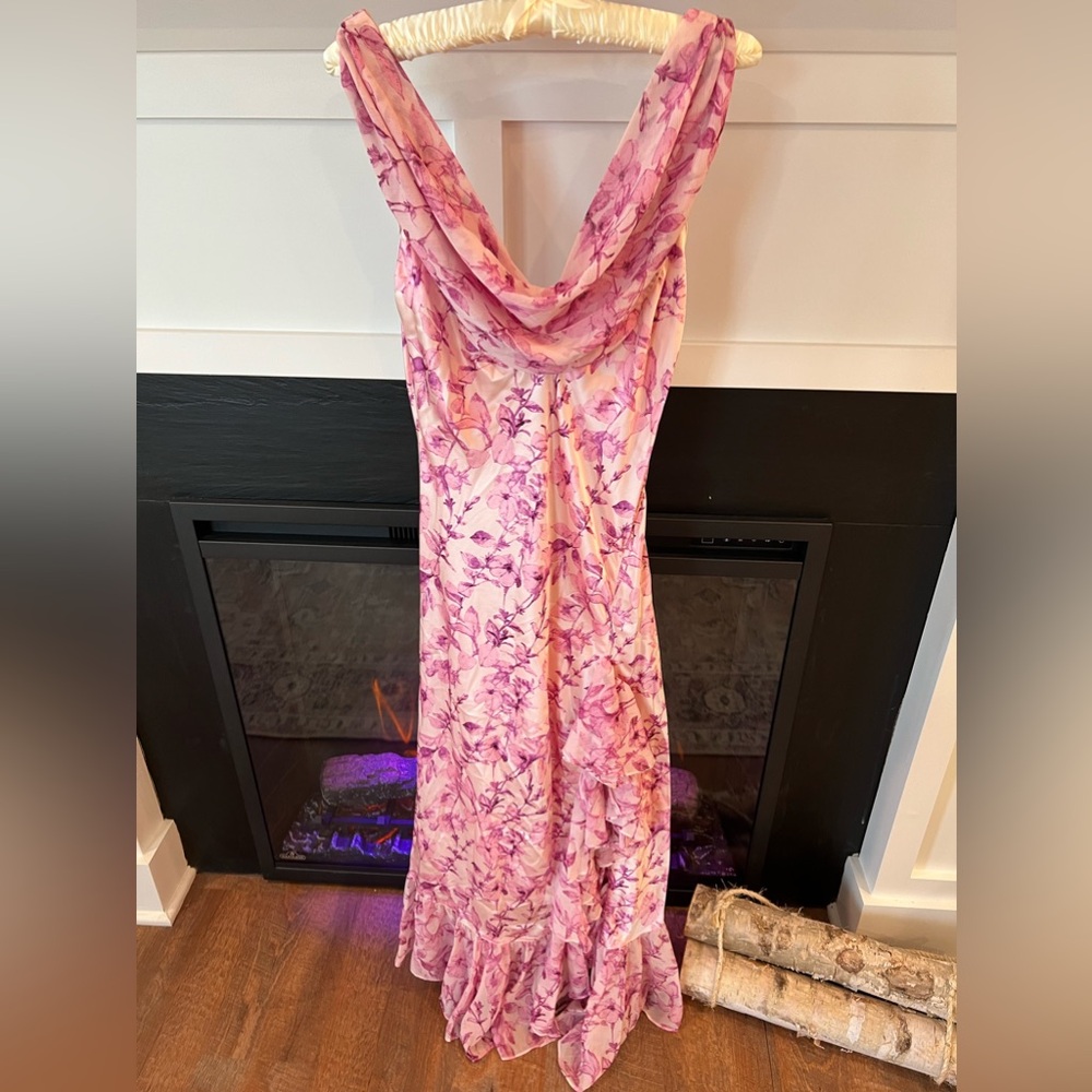 Cinq á sept floral dress new with tags size 4